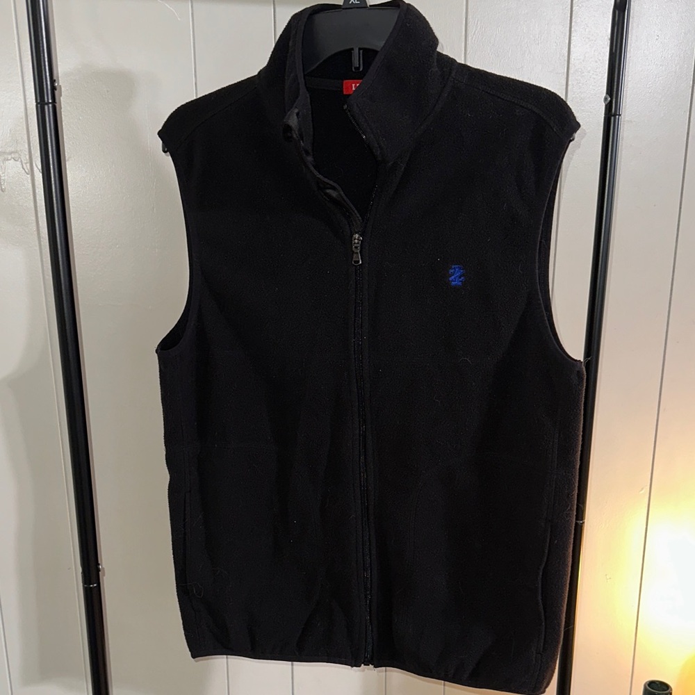 Izod Black Zip-Up Vest